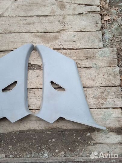 Обшивки задних стоек Nissan Sunny Ниссан Санни