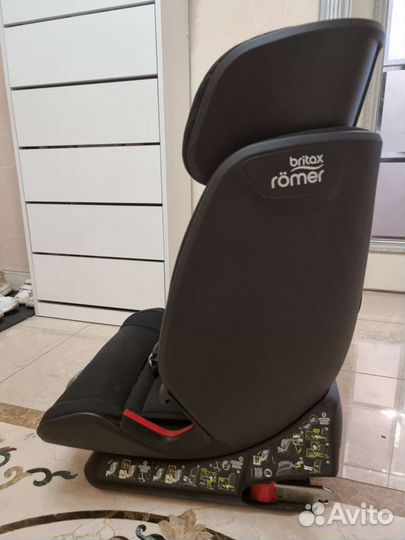 Кресло Britax Romer Advansafix IV M