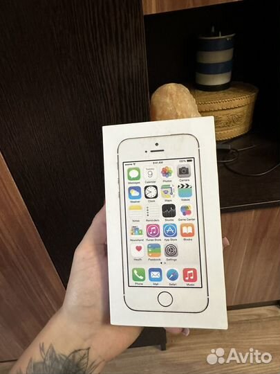 Телефон iPhone 5s
