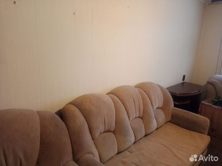 Диван, два кресла,тумба под телевизор