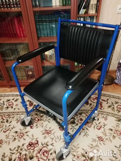 Кресло инвалидное