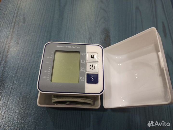 Тонометр новый на запястье, говорящий
