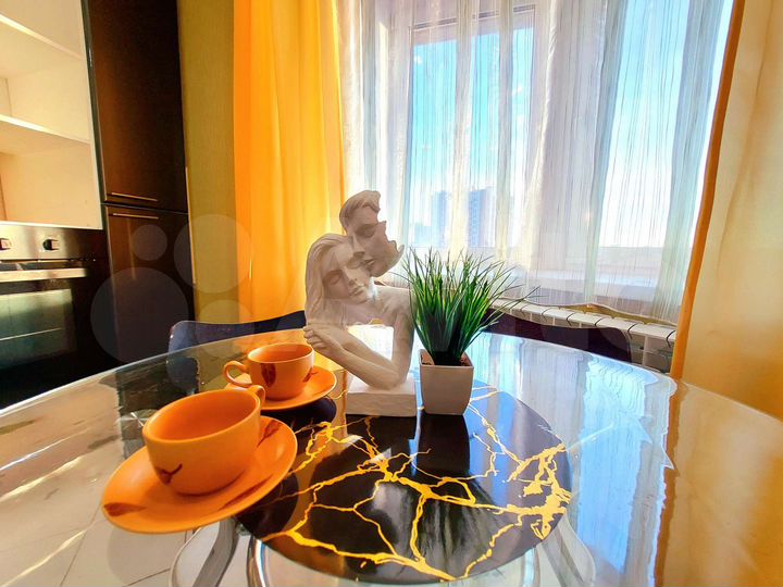 1-к. квартира, 50 м², 9/9 эт.