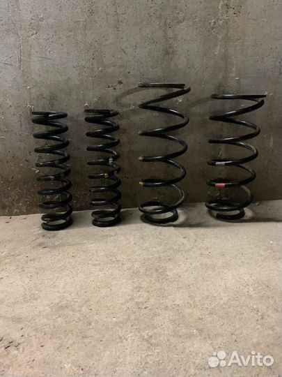 Оригинальные пружины Ланд Крузер 200