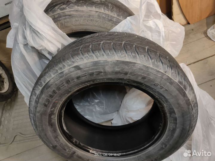 Bridgestone Dueler H/T 687 235/60 R16