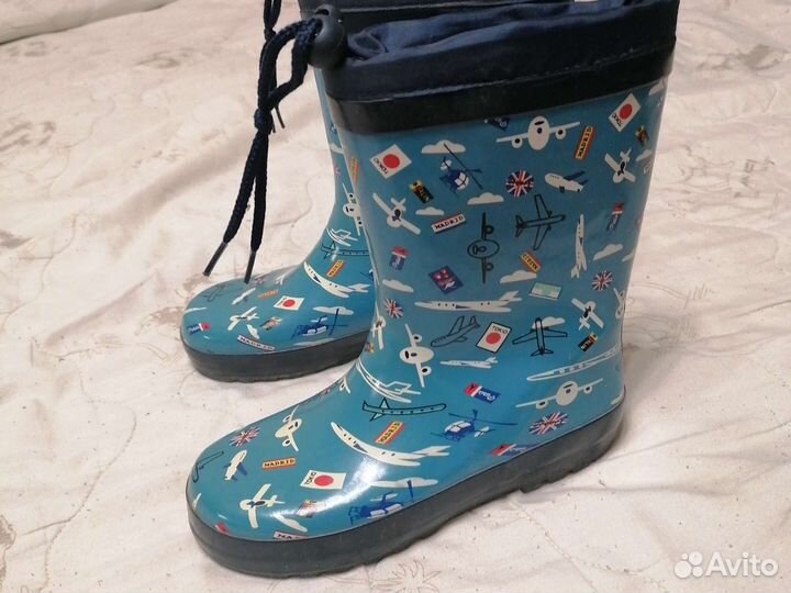 Резиновые сапожки