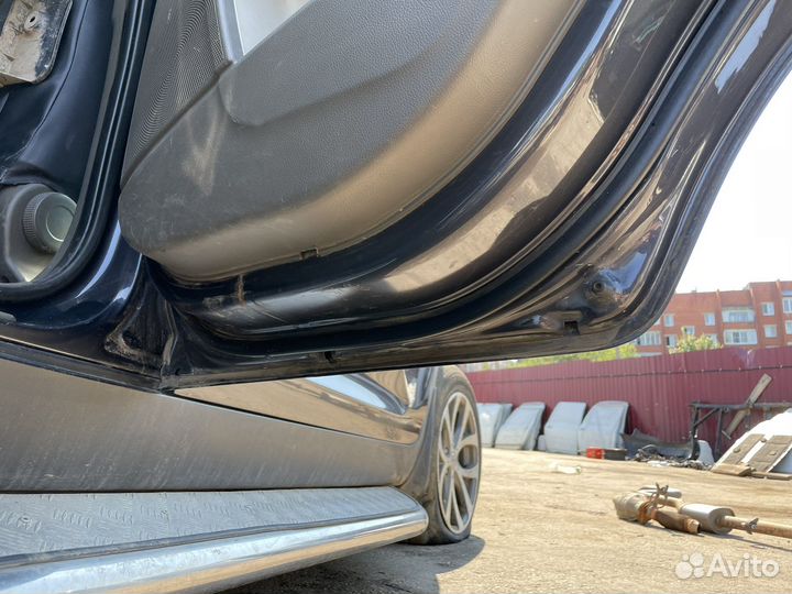 Дверь KIA Sportage 3 задняя правая