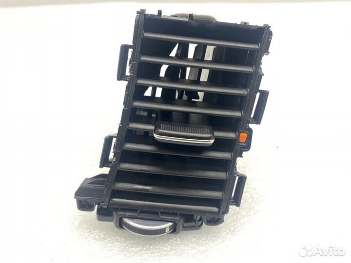 Дефлектор воздушный передний левый Hyundai Sonata