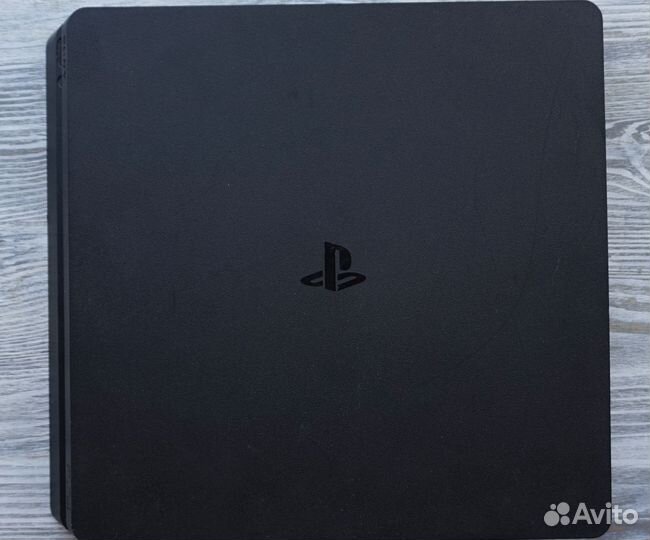 PlayStation 4 slim