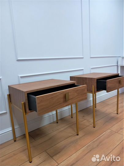 Тумба прикроватная Walnut