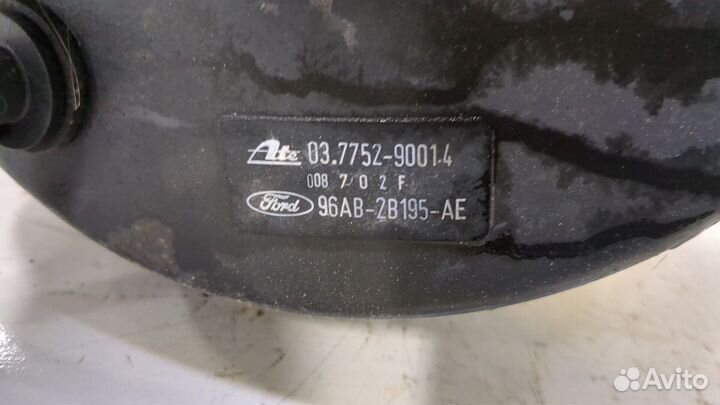 Цилиндр тормозной главный Ford Escort, 1997