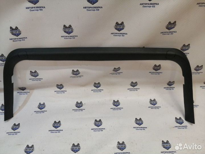 Обшивка крышки багажника Kia Sportage 2