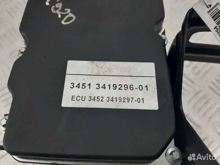 Блок ABS BMW X3 E83 2005