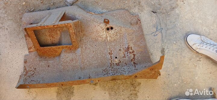 Крыло заднее левое ваз 2104