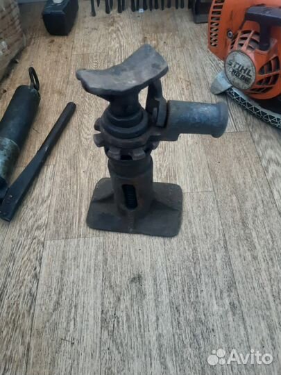 Домкрат СССР винтовой