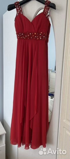 Вечернее платье