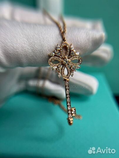 Колье Tiffany&Co Victoria Key розовое золото 750