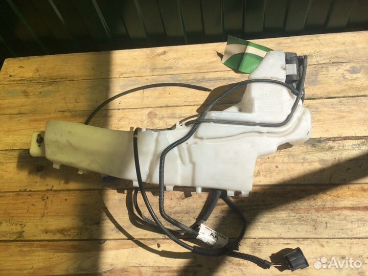 Бачок омывателя лоб. стекла Ford Focus 2 хэтчбек