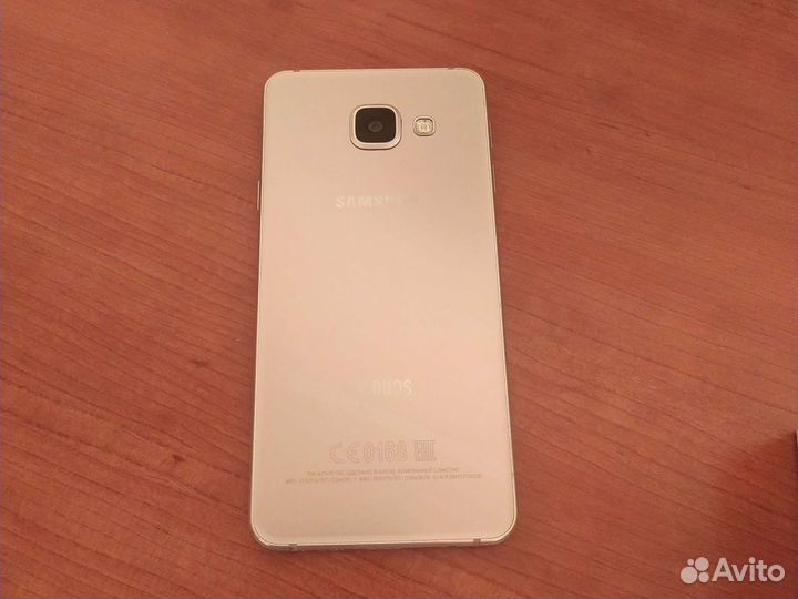 Телефон Samsung Galaxy A3 2016
