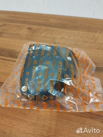 Крышка фильтра 41481401000 FS 491 C-EM; FS 561 C-E