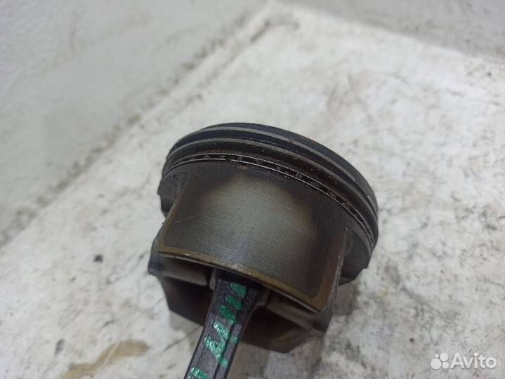 Поршень с шатуном A1110305518