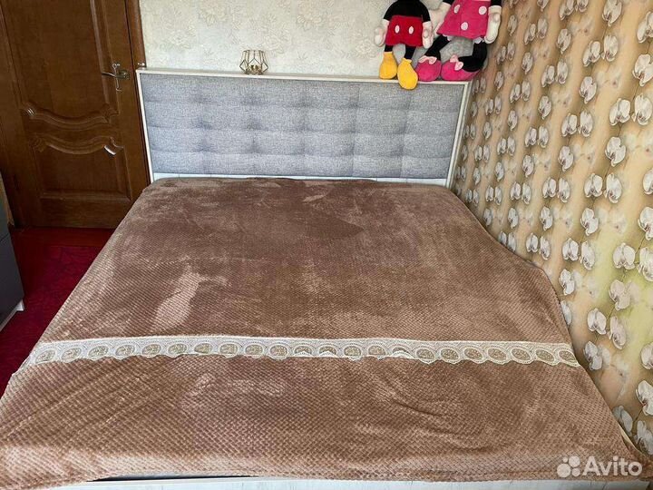 Плед (180х200)с кружевом