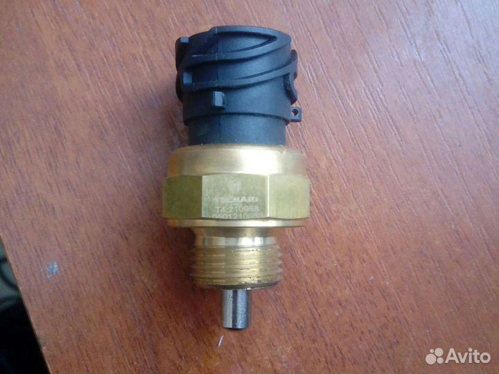 Датчик заднего хода ZF