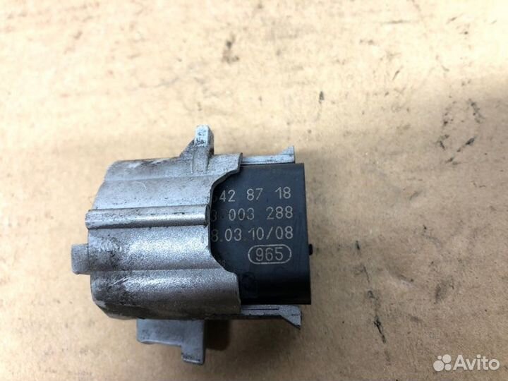 Парктроник Mercedes E-Class W211 S211 2004