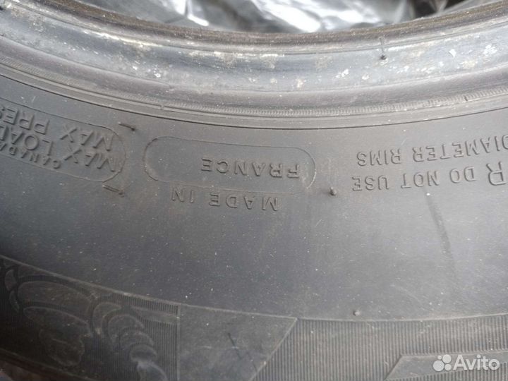 Michelin Latitude X-Ice North 215/70 R16