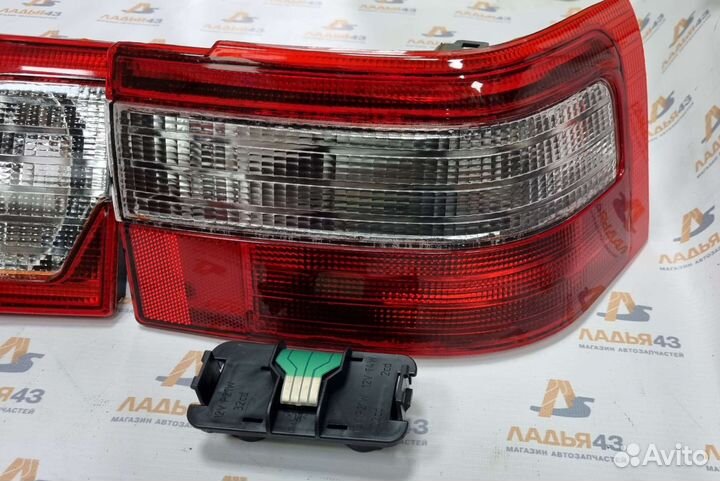 Фонари задние и катафот (клюшки) ваз 2110-2112