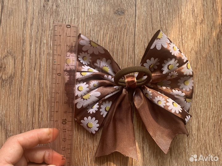 Бант на резинке на заколке