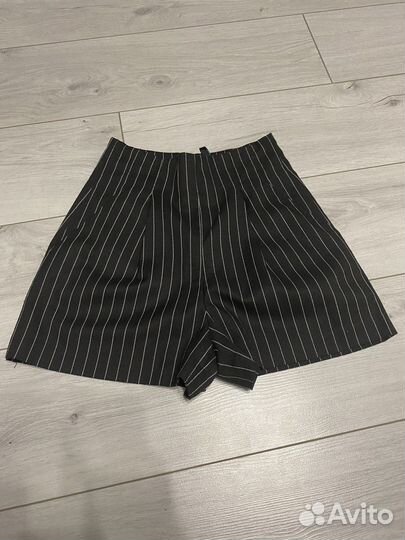 Шорты мини классические черные