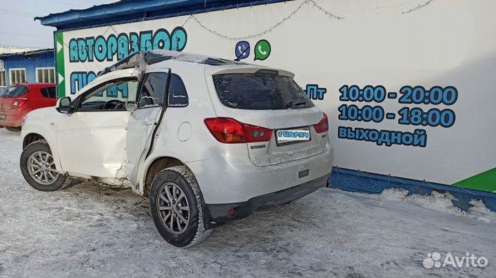 Ремень безопасности задний Mitsubishi ASX 7000D989