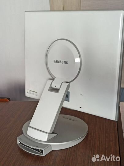 Монитор Samsung SyncMaster 173P
