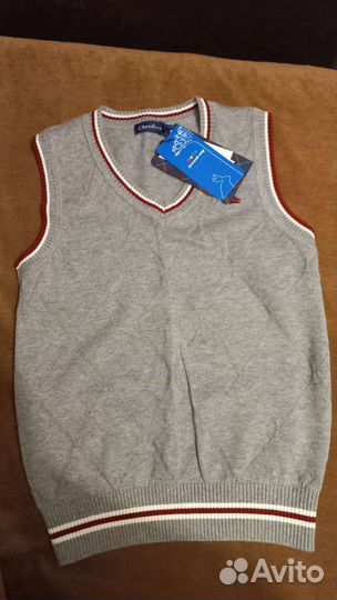 Жилет новый для мальчика серый 