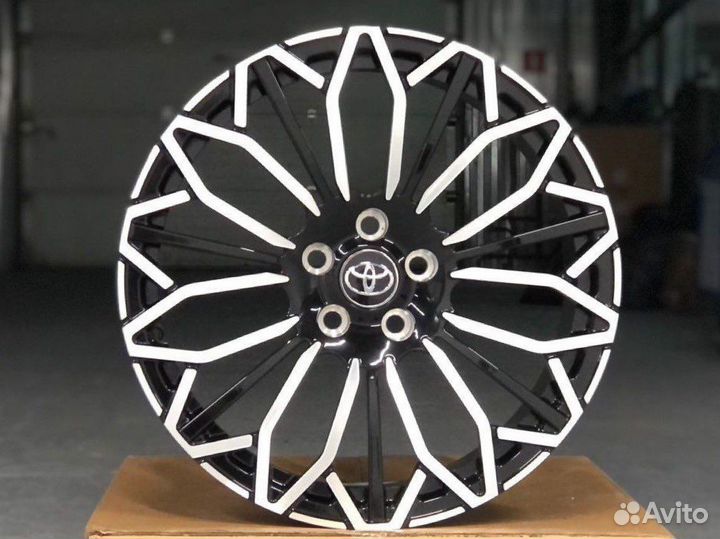 Кованые диски Toyota Lexus - R19 в наличии