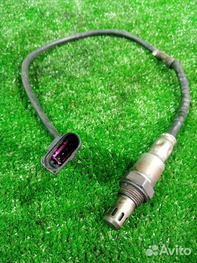 Датчик кислородный задний Volkswagen Golf 5 caxa