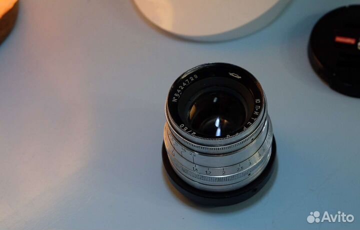 Объектив Юпитер 8