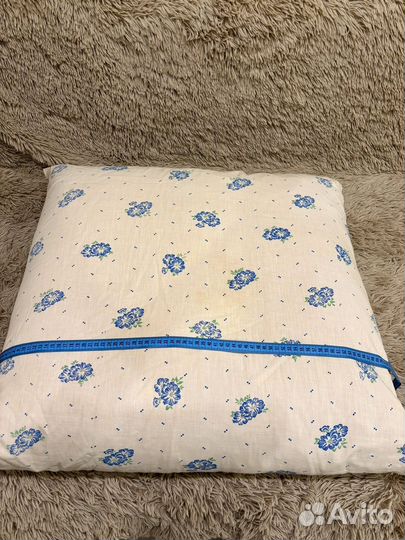 Подушка перьевая новая