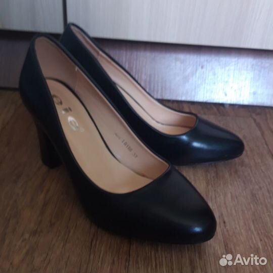 Продам туфли