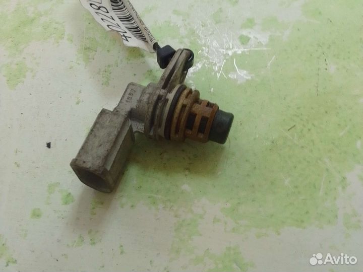 Датчик распредвала Skoda Fabia