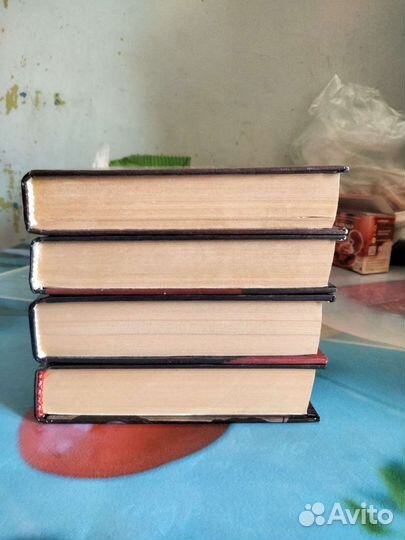 4 книги из одной серии Спрут