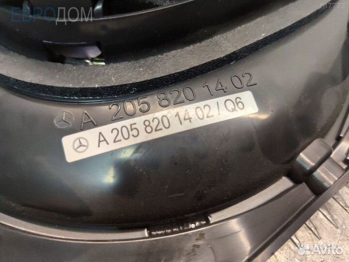 Сабвуфер правый на mercedes W205 s1135353