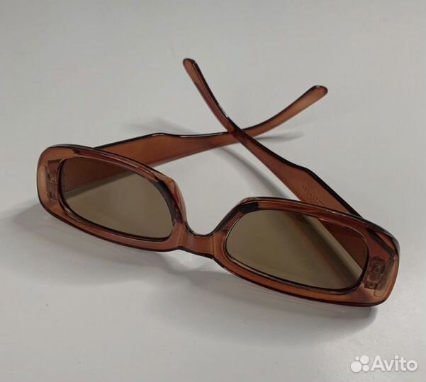 Солнцезащитные очки