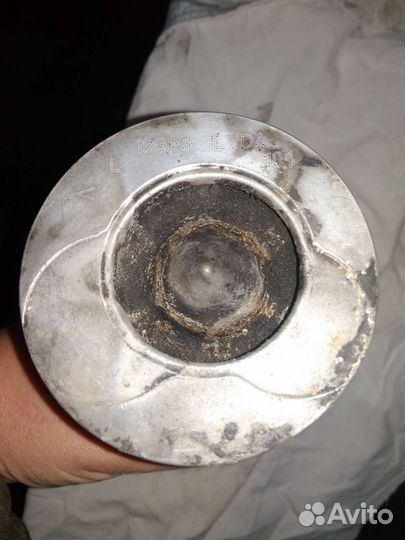 Поршни K9k б/у