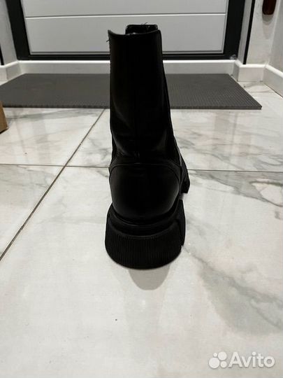 Ботинки женские