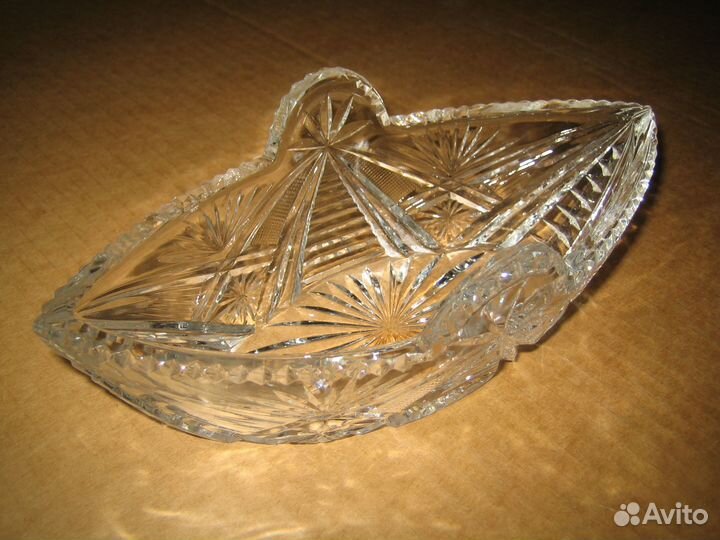 Вазы Кувшины Фужеры Бокалы Хлебница Стопки