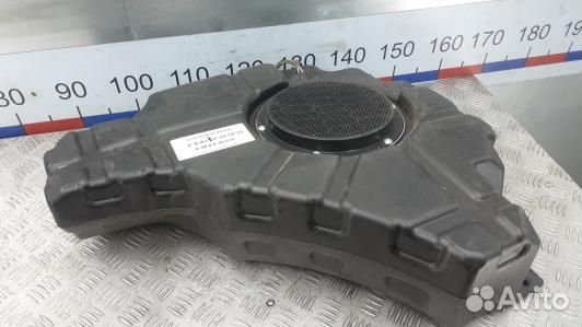 Сабвуфер jeep grand cherokee WK2 (MML06Q101)