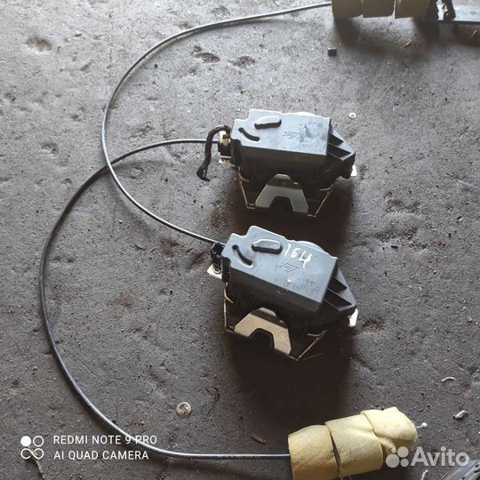 Замок крышки багажника Mercedes Ml-Class W164