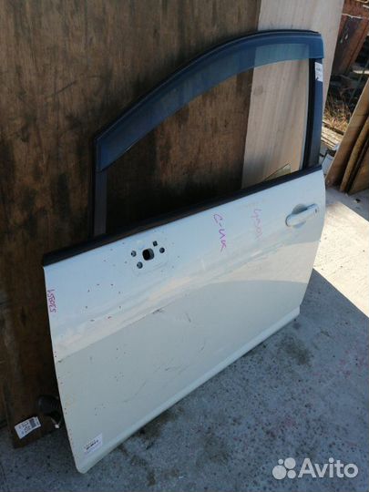 Дверь передняя левая Nissan Tiida C11